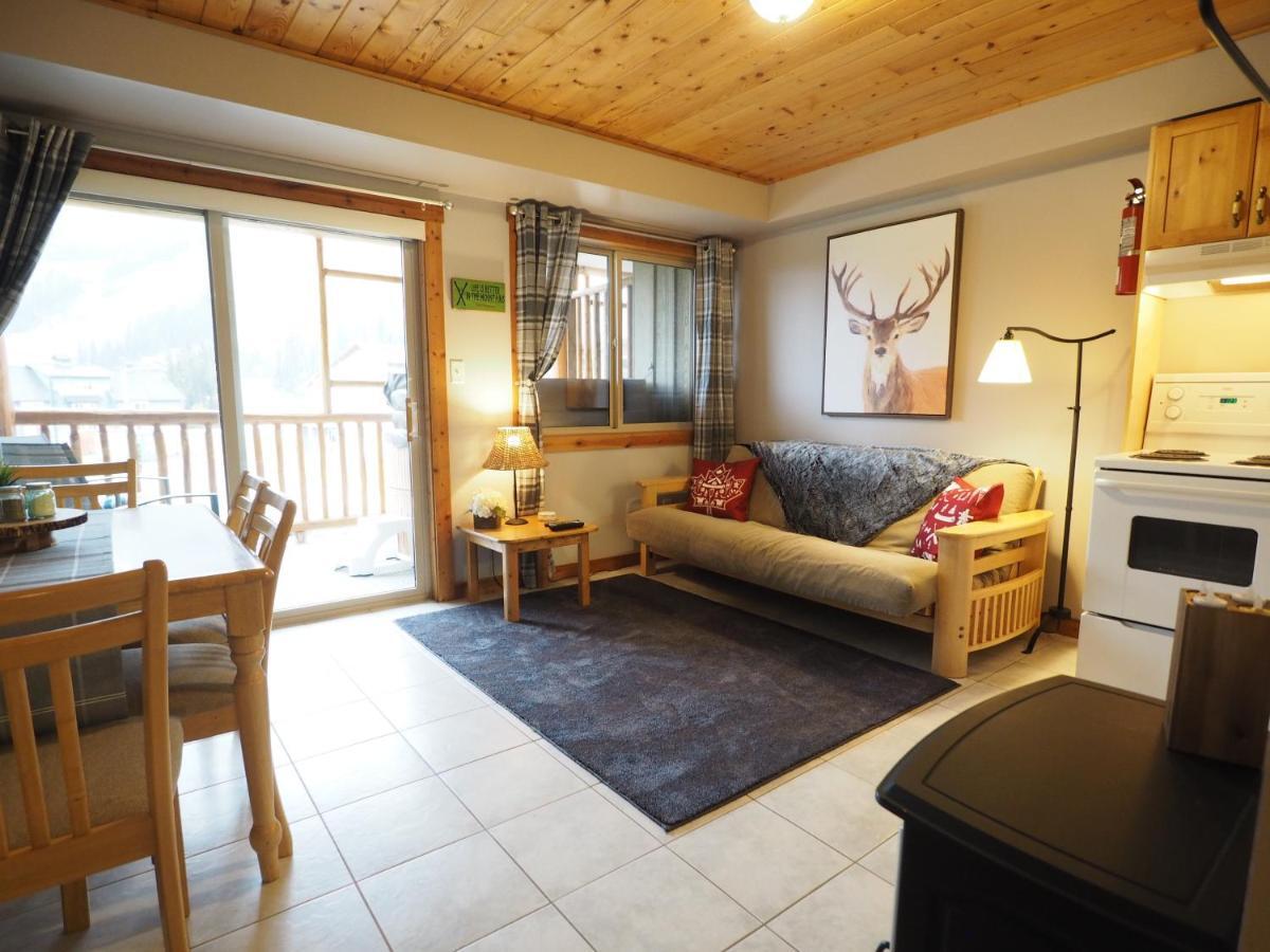 Rustic Cedar Retreat Condo Penticton Buitenkant foto